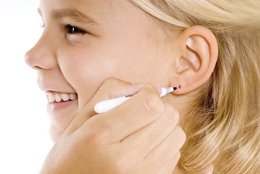 Ear_Piercing_Step_2